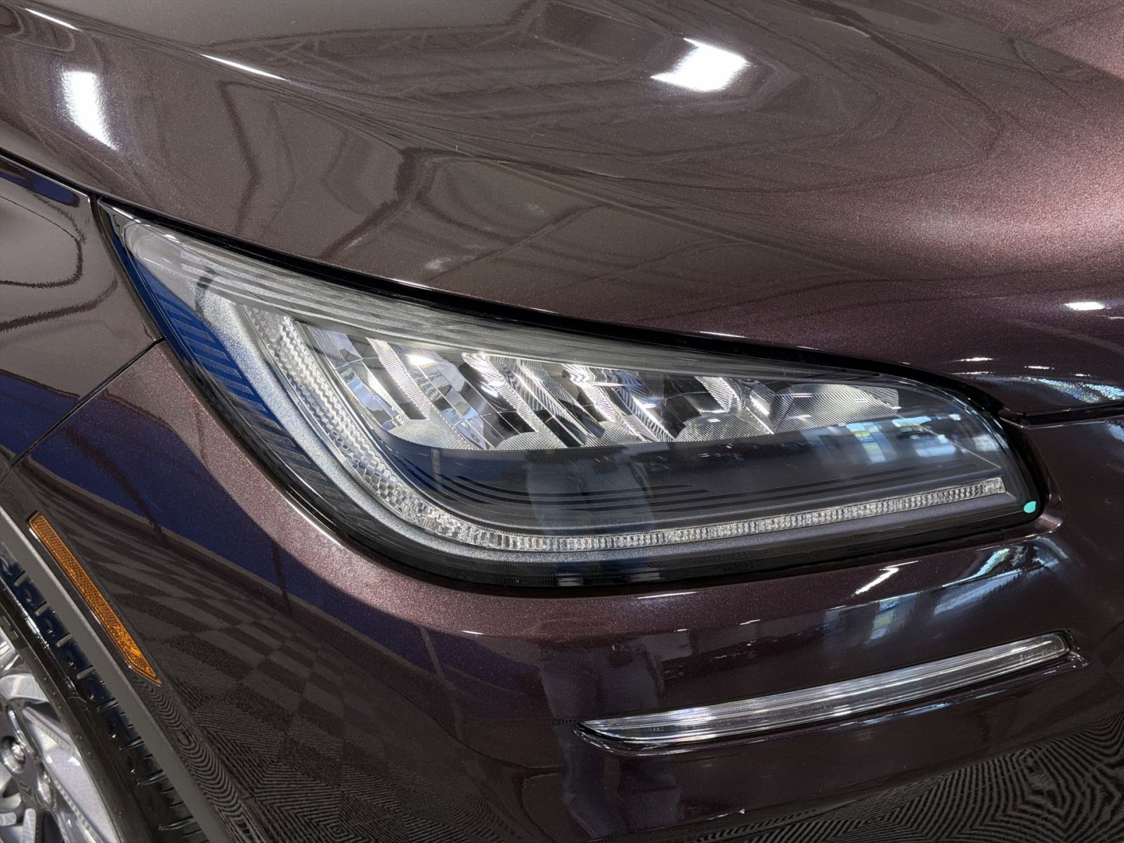 Used 2023 Lincoln Corsair AWD w/ Equipment Group 101A image 10