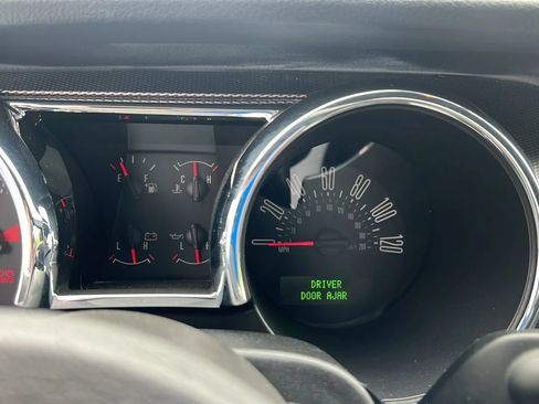 Used 2006 Ford Mustang Coupe RWD image 19