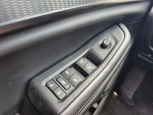 Used 2025 Jeep Grand Cherokee Altitude AWD/4WD image 22