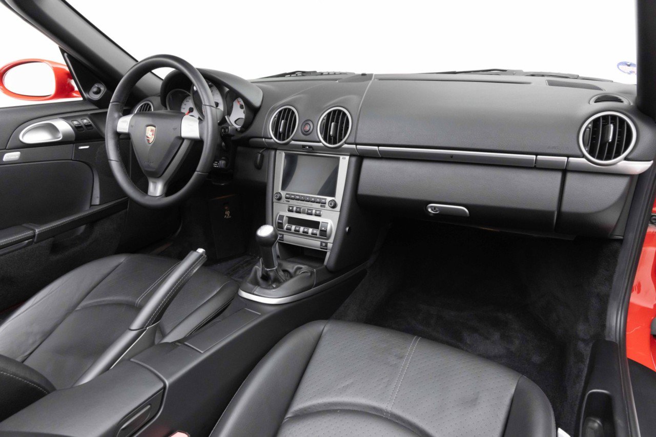 Used 2005 Porsche Boxster S RWD image 2