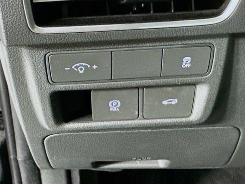 Used 2025 Hyundai Sonata SEL FWD image 12