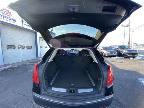 Used 2017 Cadillac XT5 Luxury w/ Driver Awareness Package image 21