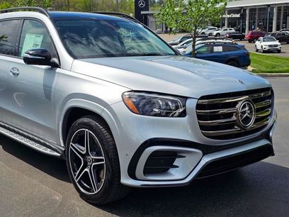 New 2026 Mercedes-Benz GLS 450 4MATIC