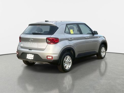 New 2026 Hyundai Venue SE image 5