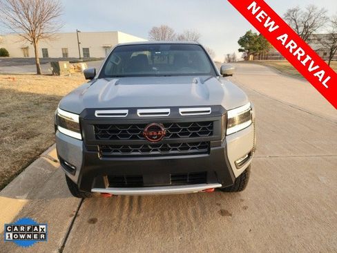 Used 2025 Nissan Frontier PRO-4X w/ Pro Premium Package image 9