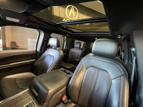 Used 2021 Ford Expedition Max Limited image 10