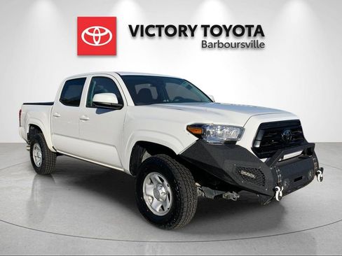 Used 2023 Toyota Tacoma SR AWD/4WD image 5