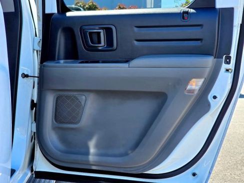 Used 2010 Honda Ridgeline RTL image 32
