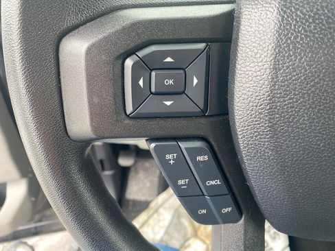 Used 2019 Ford F250 XLT w/ Snow Plow Prep Package image 12