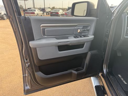 Used 2015 RAM 1500 Lone Star image 16