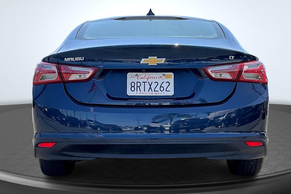 Used 2020 Chevrolet Malibu LT FWD image 4