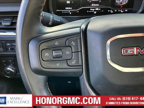 Used 2023 GMC Yukon XL AT4 w/ Technology Package AWD/4WD image 11