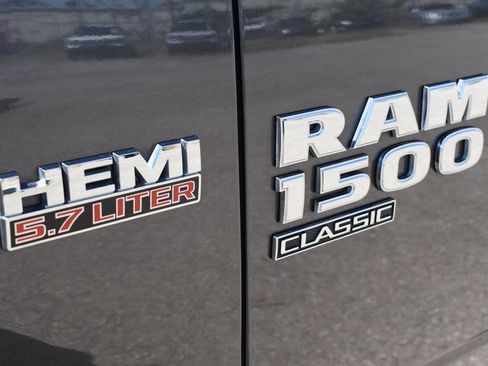 Used 2021 RAM 1500 Classic SLT AWD/4WD image 7