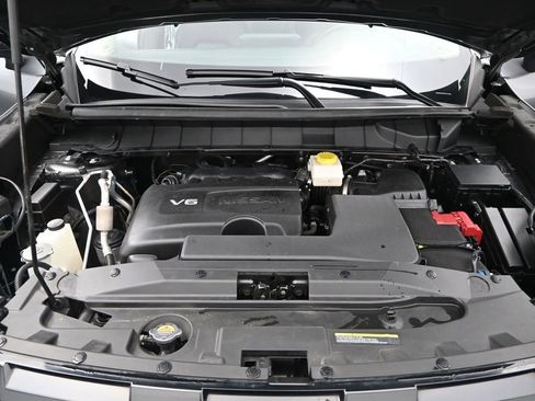 Used 2023 Nissan Pathfinder Platinum w/ Cargo Package image 14