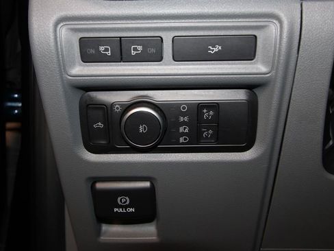 Used 2022 Ford F150 XLT w/ Equipment Group 302A High image 9