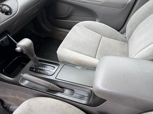 Used 2003 Toyota Camry LE image 10