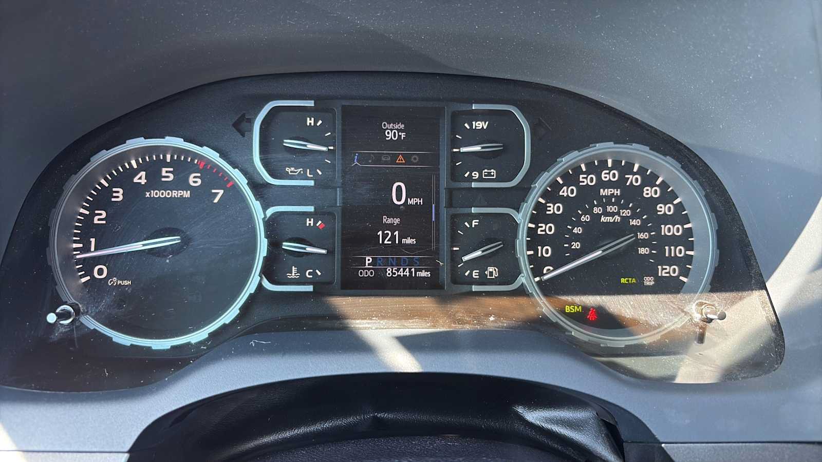 Used 2020 Toyota Tundra SR5 w/ TRD Off-Road Package AWD/4WD image 11