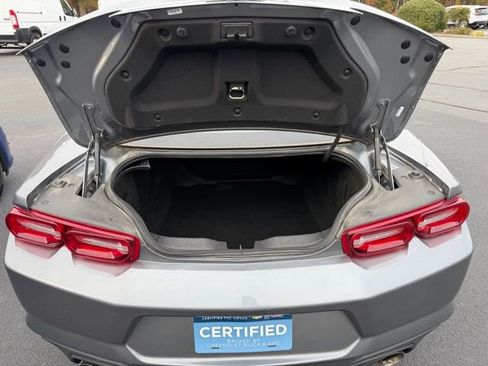 Certified 2022 Chevrolet Camaro LT image 8