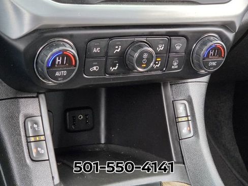 Used 2018 GMC Acadia SLE FWD image 24