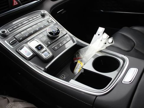 Used 2023 Hyundai Santa Fe Calligraphy AWD/4WD image 12