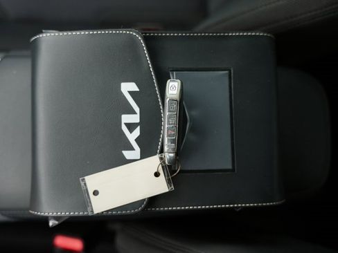 Used 2023 Kia K5 LXS image 32