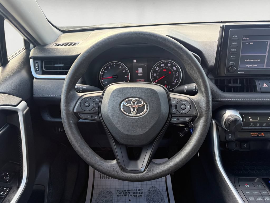 Used 2022 Toyota RAV4 LE AWD/4WD image 13