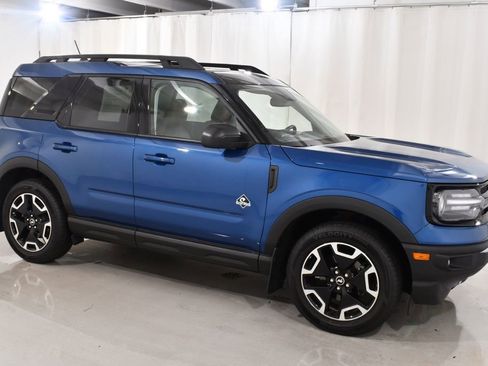 Used 2023 Ford Bronco Sport Outer Banks w/ Tech Package AWD/4WD image 5