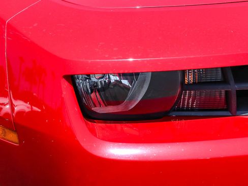 Used 2010 Chevrolet Camaro LT RWD image 4