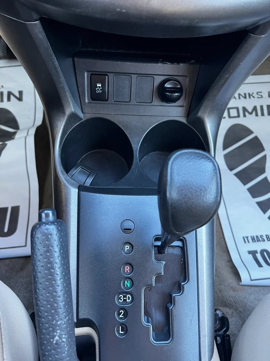 Used 2012 Toyota RAV4 4WD w/ Value Pkg image 17