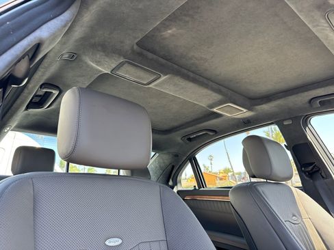 Used 2008 Mercedes-Benz S 550 image 11