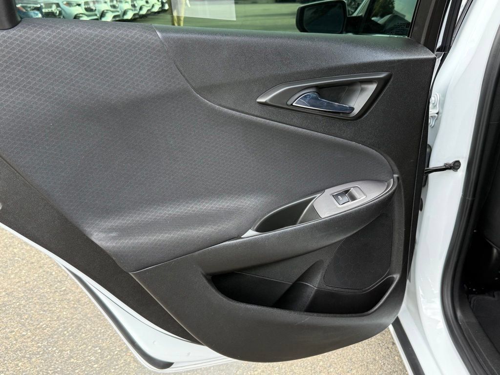 Used 2022 Chevrolet Malibu LT FWD image 22