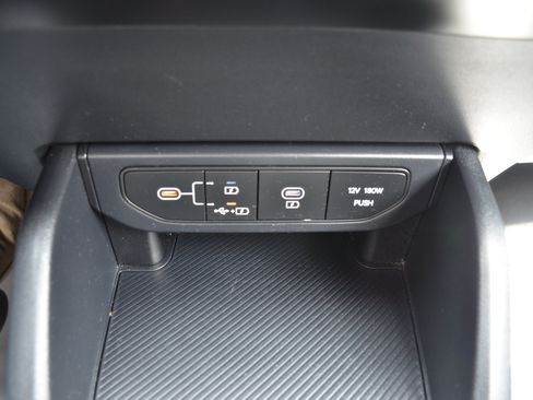 Used 2025 Kia K4 FWD image 44