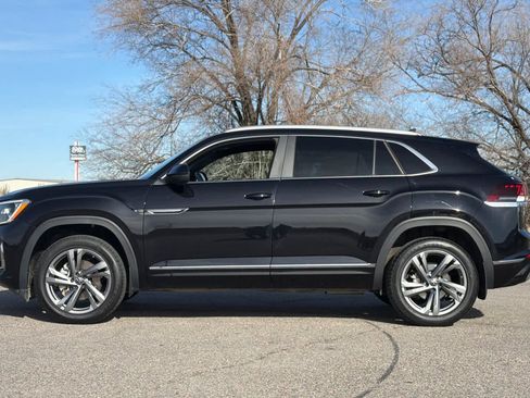 Used 2024 Volkswagen Atlas Cross Sport SEL R-Line image 5