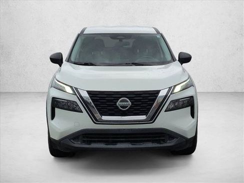 Used 2021 Nissan Rogue S FWD image 2