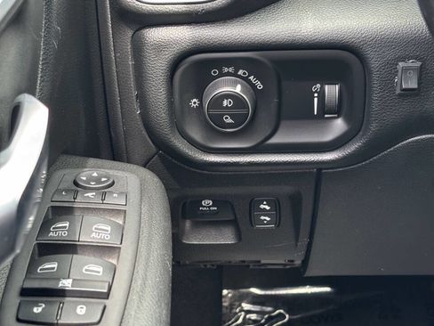 Used 2021 RAM 1500 Lone Star AWD/4WD image 22