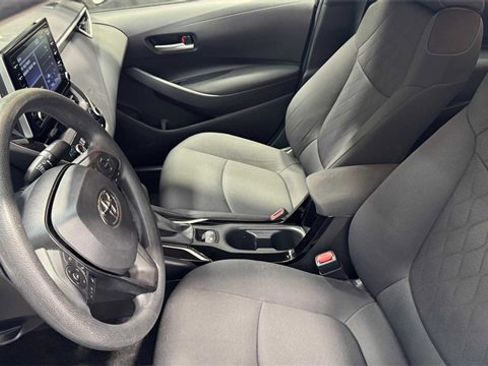 Used 2020 Toyota Corolla LE image 21