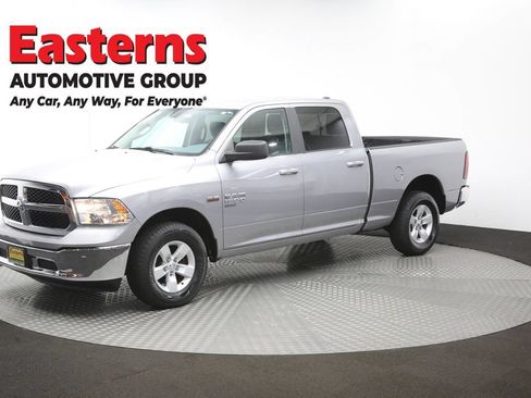 Used 2019 RAM 1500 Classic SLT AWD/4WD image 55