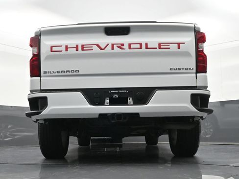 Used 2024 Chevrolet Silverado 1500 Custom RWD image 28