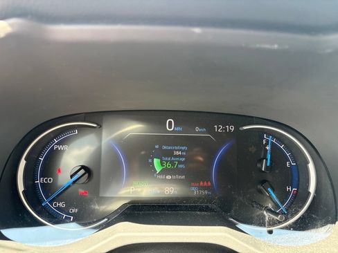 Used 2023 Toyota RAV4 LE AWD/4WD image 11