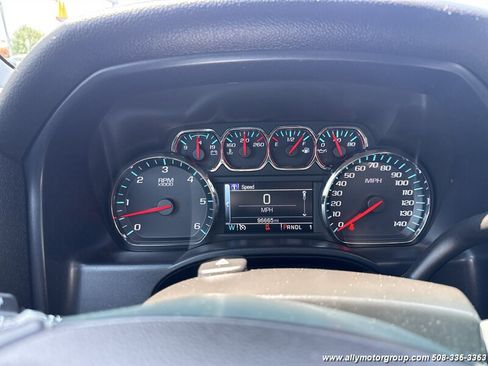 Used 2019 Chevrolet Silverado 2500 LT AWD/4WD image 16