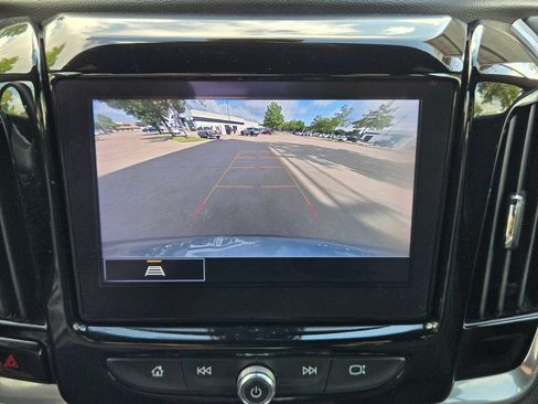 Used 2023 Chevrolet Traverse LT AWD/4WD image 15