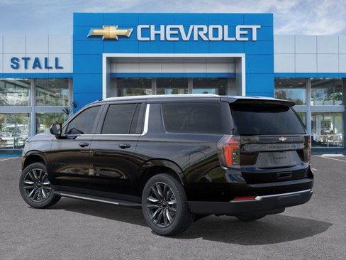 Used 2026 Chevrolet Suburban LS w/ LS Custom Edition RWD image 3
