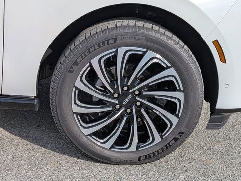 Used 2025 Lincoln Navigator L Black Label image 13