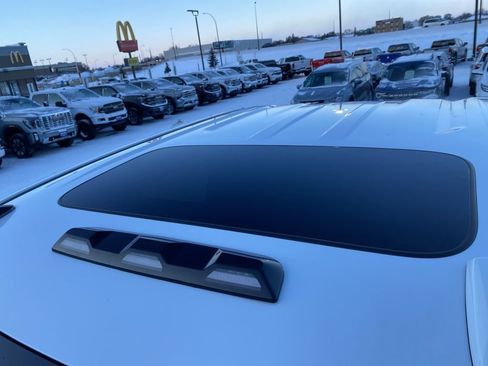 Used 2024 GMC Sierra 3500 Denali w/ Denali Reserve Package image 13