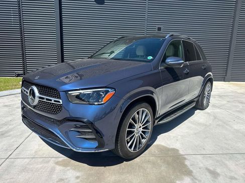 Used 2025 Mercedes-Benz GLE 350 4MATIC image 1