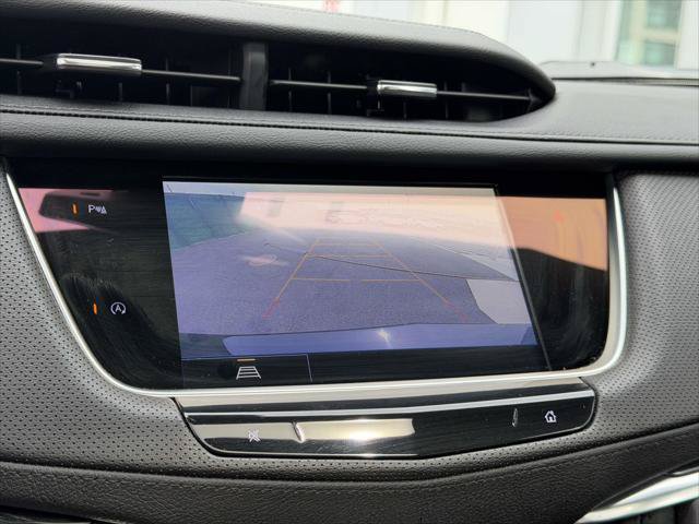 Used 2024 Cadillac XT5 Premium Luxury w/ LPO, Floor Liner Package AWD/4WD image 31