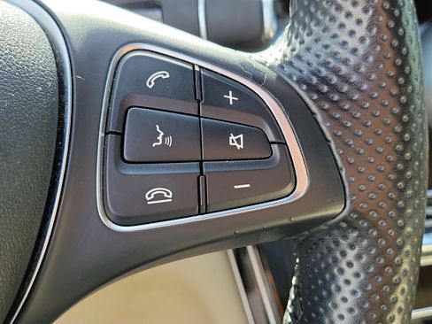 Used 2018 Mercedes-Benz C 300 Sedan image 26