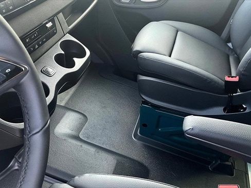 New 2025 Mercedes-Benz Sprinter 2500 image 11