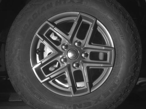 Used 2025 Jeep Wrangler Unlimited Sport AWD/4WD image 13