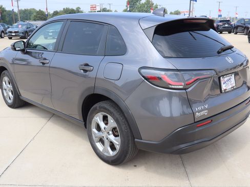 Used 2024 Honda HR-V LX image 7
